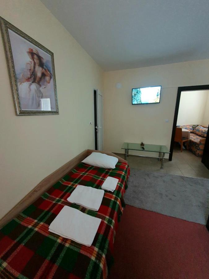 Viriks Hotel Burgas Bagian luar foto