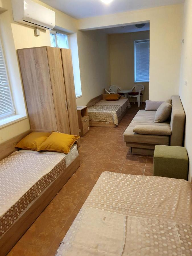 Viriks Hotel Burgas Bagian luar foto