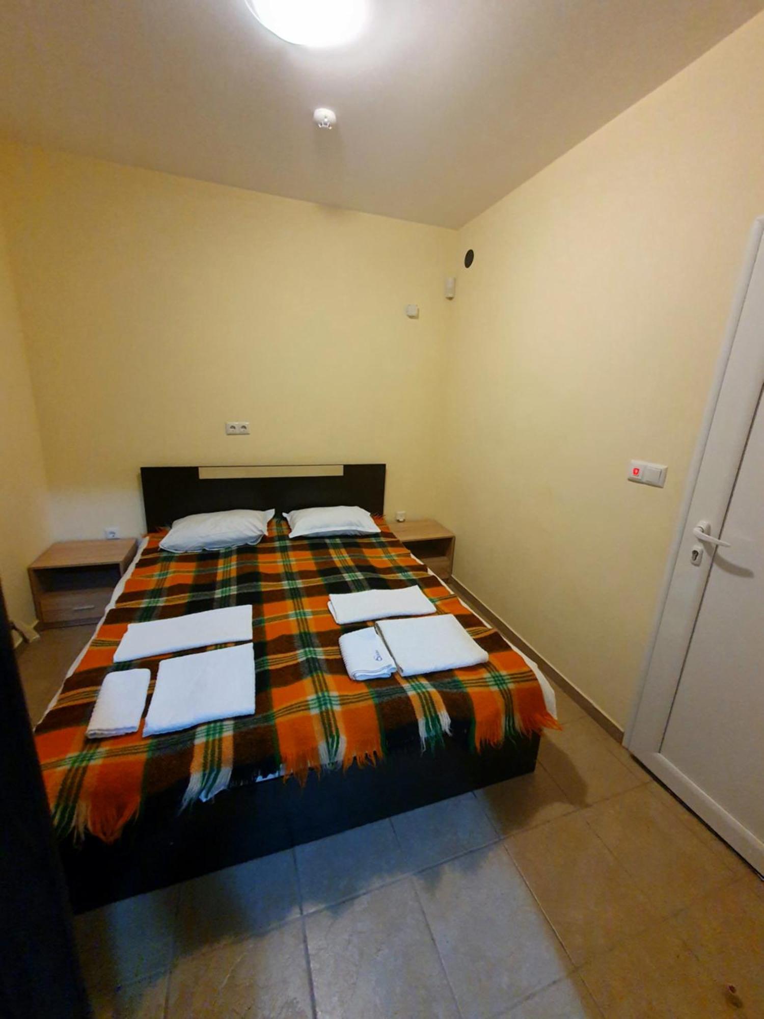 Viriks Hotel Burgas Bagian luar foto