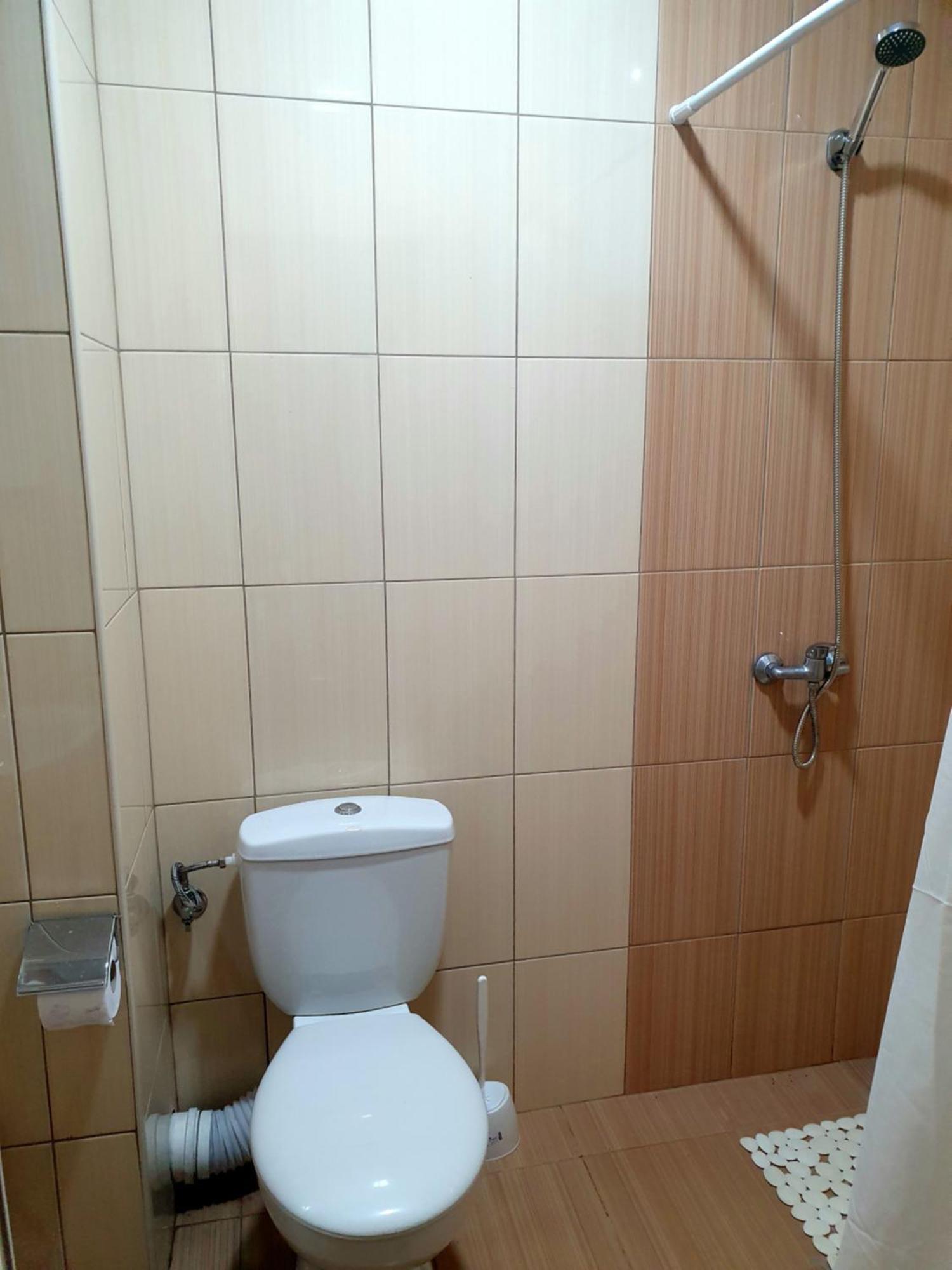 Viriks Hotel Burgas Bagian luar foto