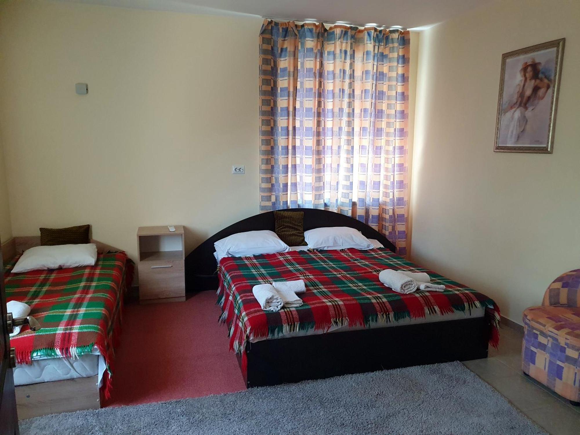 Viriks Hotel Burgas Bagian luar foto