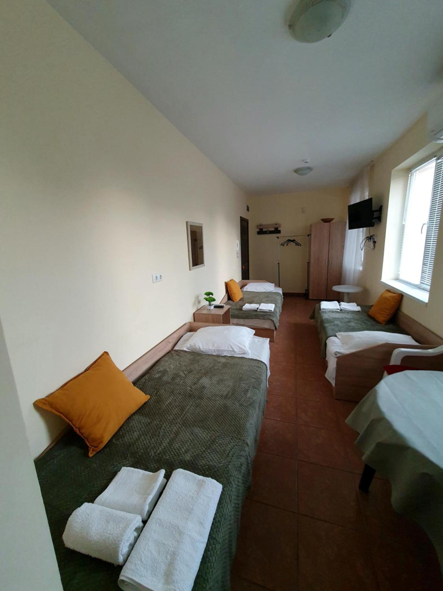 Viriks Hotel Burgas Bagian luar foto